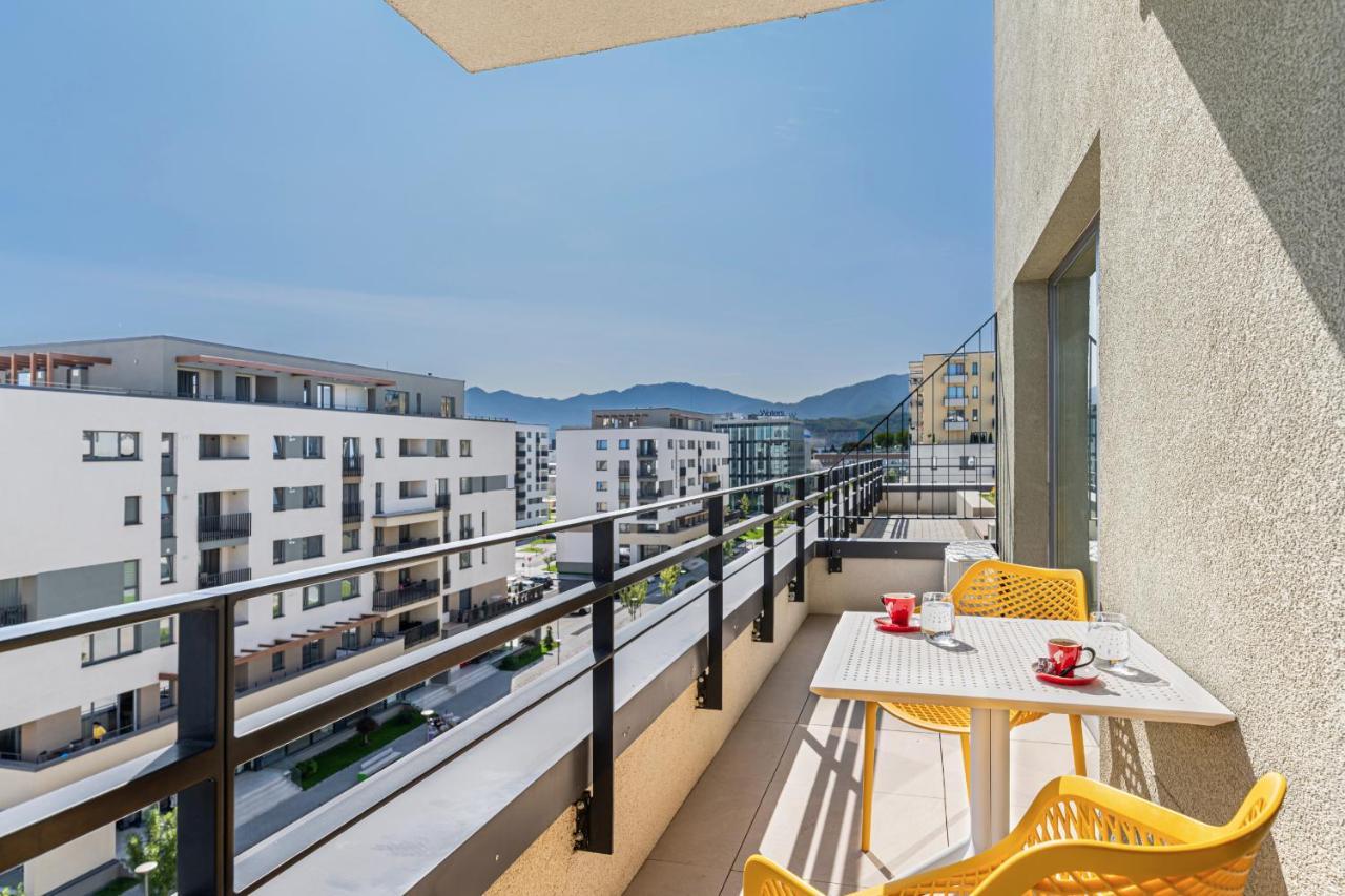 Promenada Studios Μπρασόβ Εξωτερικό φωτογραφία