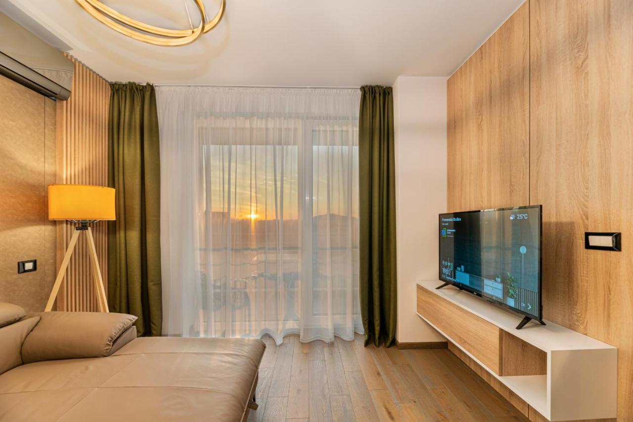 Promenada Studios Μπρασόβ Εξωτερικό φωτογραφία