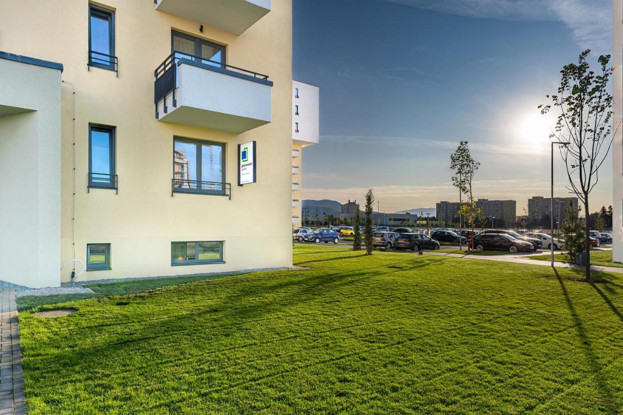 Promenada Studios Μπρασόβ Εξωτερικό φωτογραφία