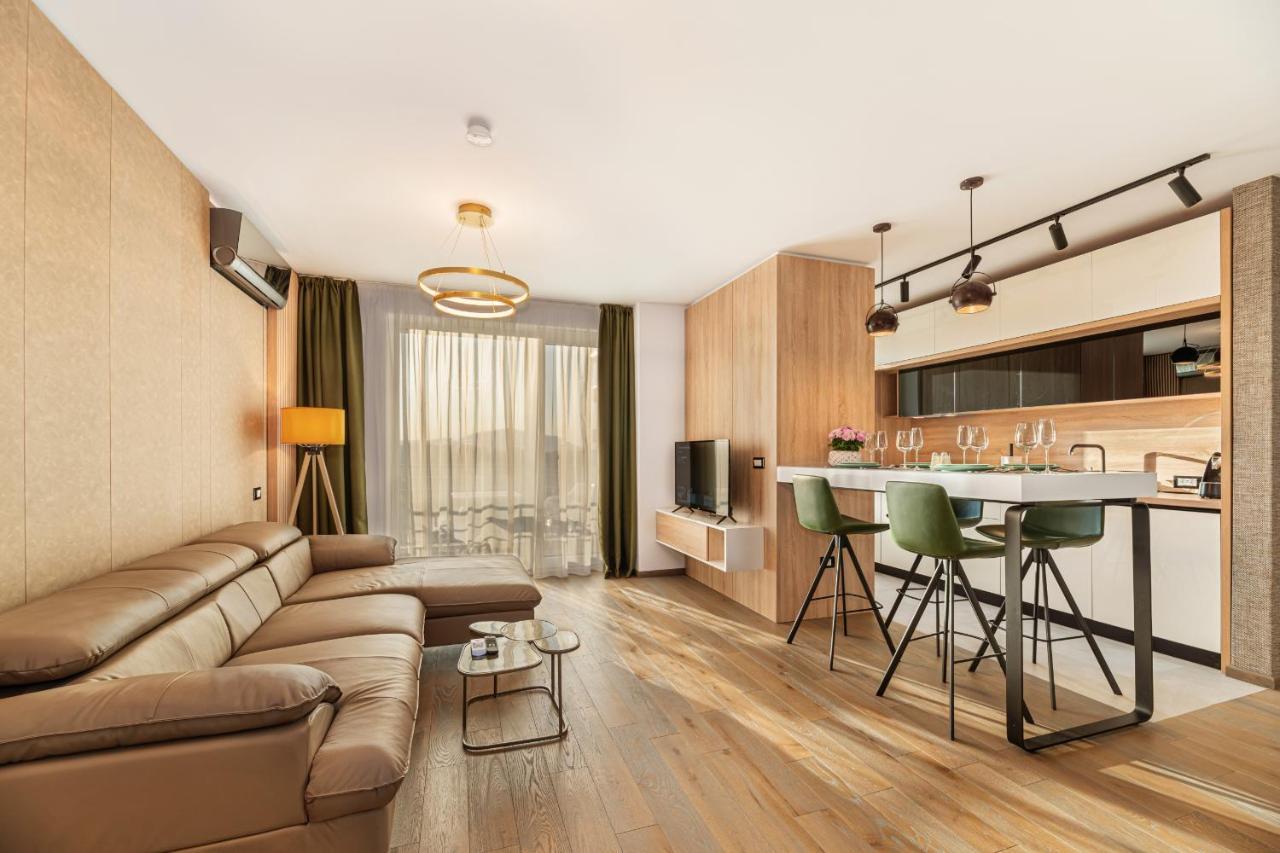Promenada Studios Μπρασόβ Εξωτερικό φωτογραφία