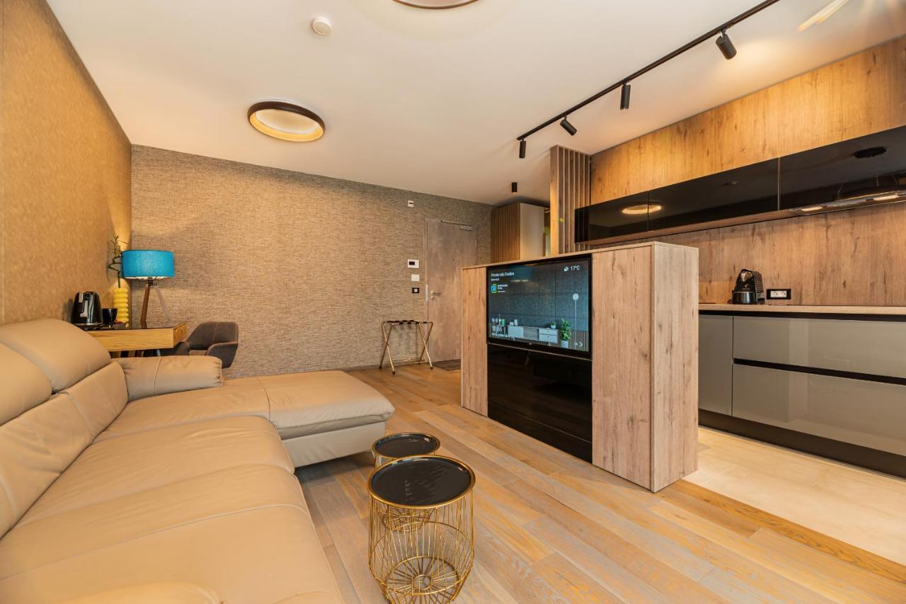 Promenada Studios Μπρασόβ Εξωτερικό φωτογραφία