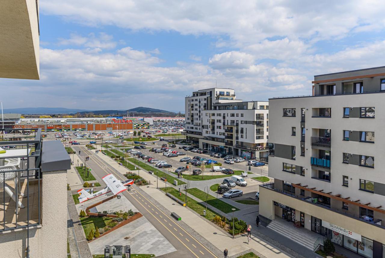 Promenada Studios Μπρασόβ Εξωτερικό φωτογραφία
